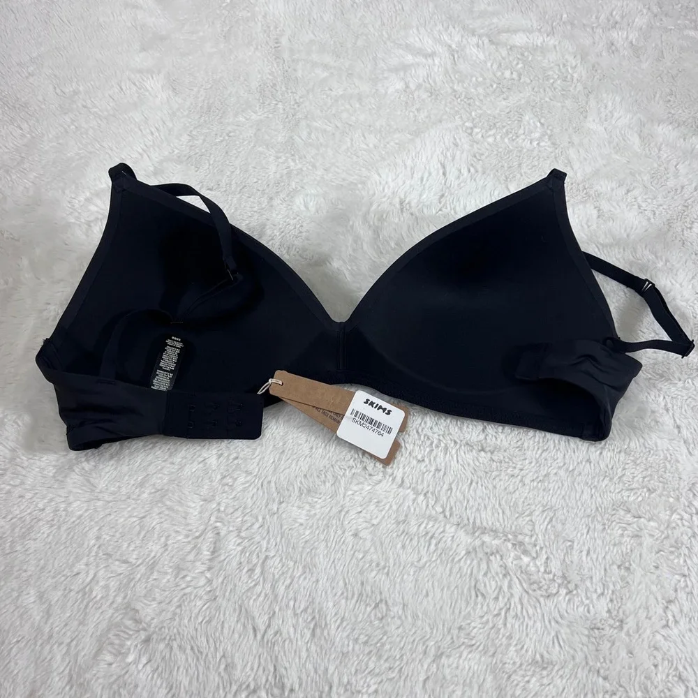 SKIMS Women's Wireless Form T-Shirt Bra Onyx Black BR-WRL-1889‎ Size 32DD NEW - Picture 6 of 12